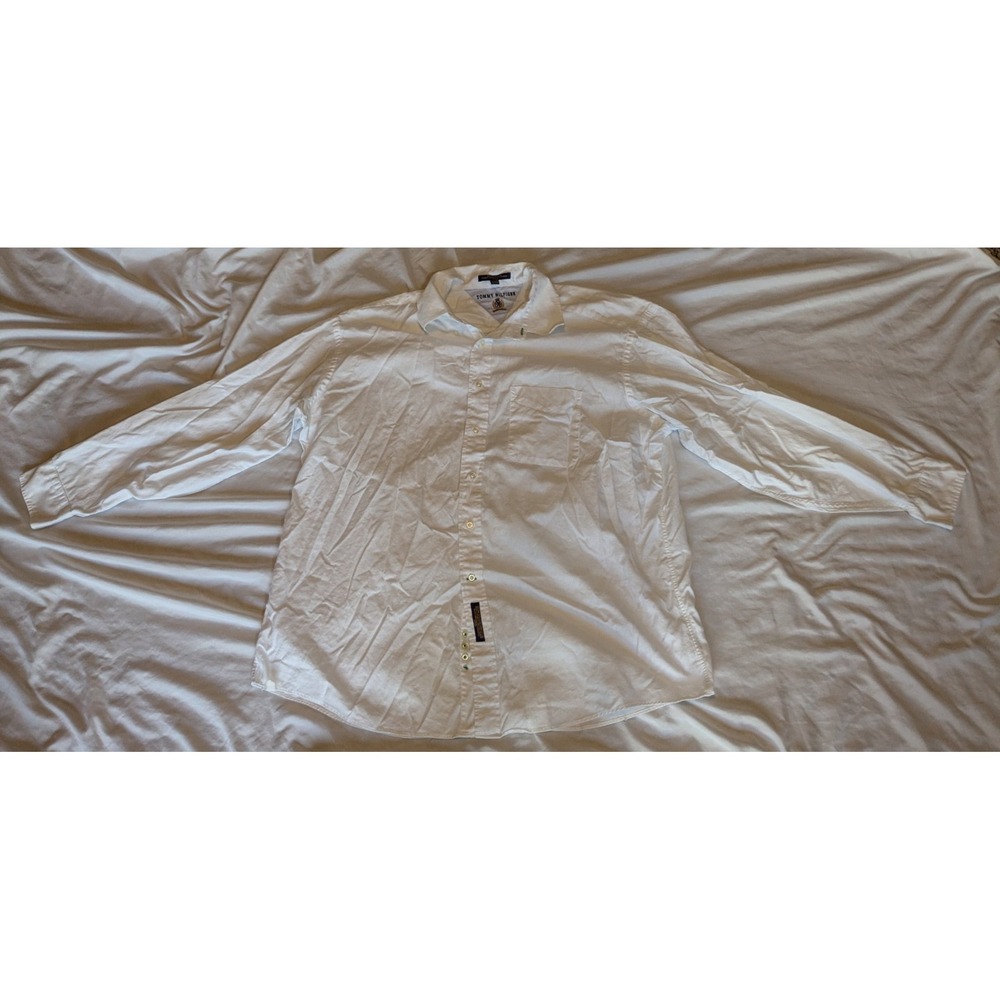 Tommy Hilfiger Men's Button Down White‎ Dress Shirt Size 17.25 (34-35)